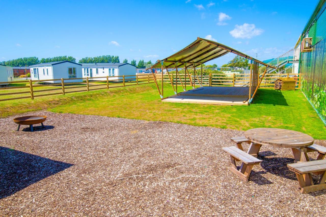 River Lodge Platinum Plus Holiday Home With River Views, Free Wifi & Netflix Camber Екстер'єр фото